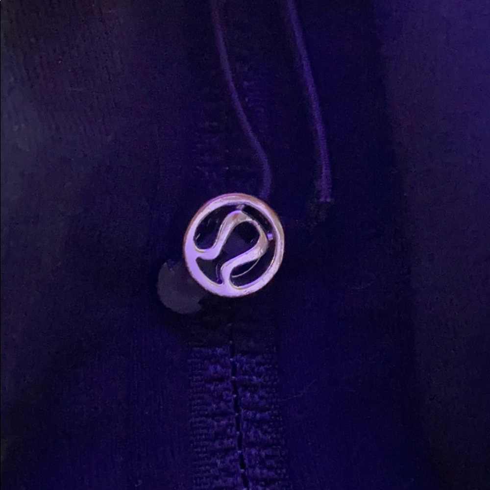 •Lululemon Jacket•size 4•